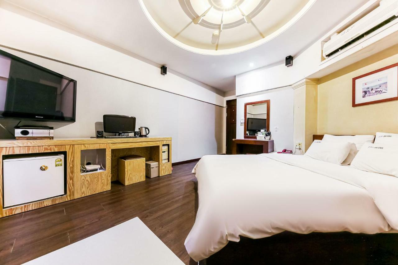 Hotel Rooky Daejeon Extérieur photo